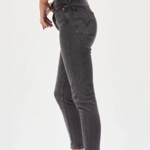 Levi's Wedgie Skinny Jeans, Grey Size 28 - Picture 3 of 6